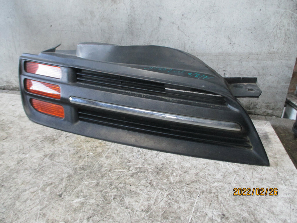 NISSAN MICRA 2004 K12 OSF DRIVER SIDE FRONT FOGLIGHT GRILL