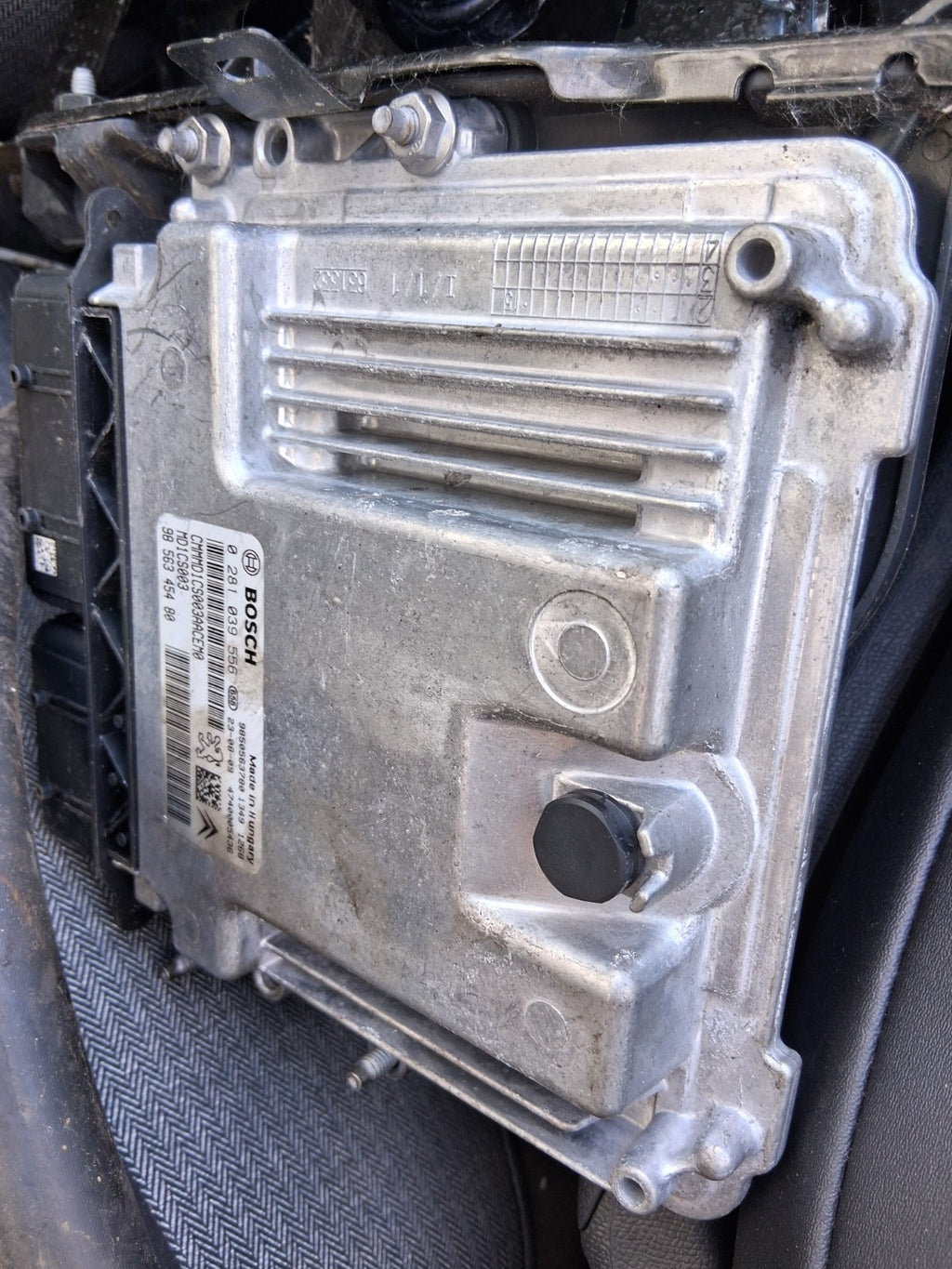 2023 PEUGEOT 5008 MK2 ECU ENGINE CONTROL UNIT MODULE 0281039556
