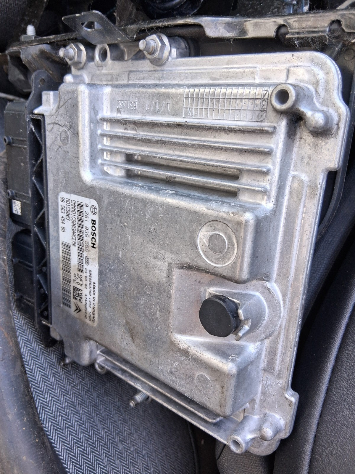2023 PEUGEOT 5008 MK2 ECU ENGINE CONTROL UNIT MODULE 0281039556
