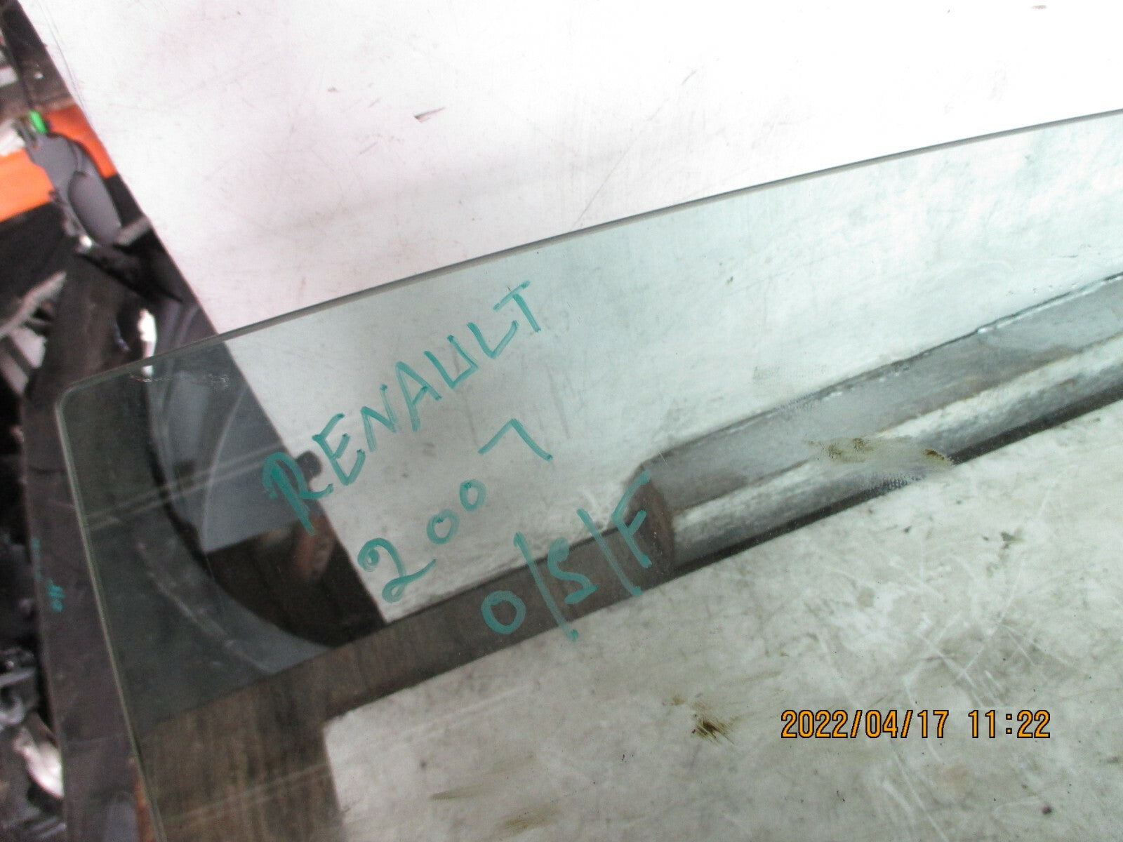 RENAULT MEGANE CC 2007 MK2 OSF FRONT DRIVER SIDE WINDOW GLASS