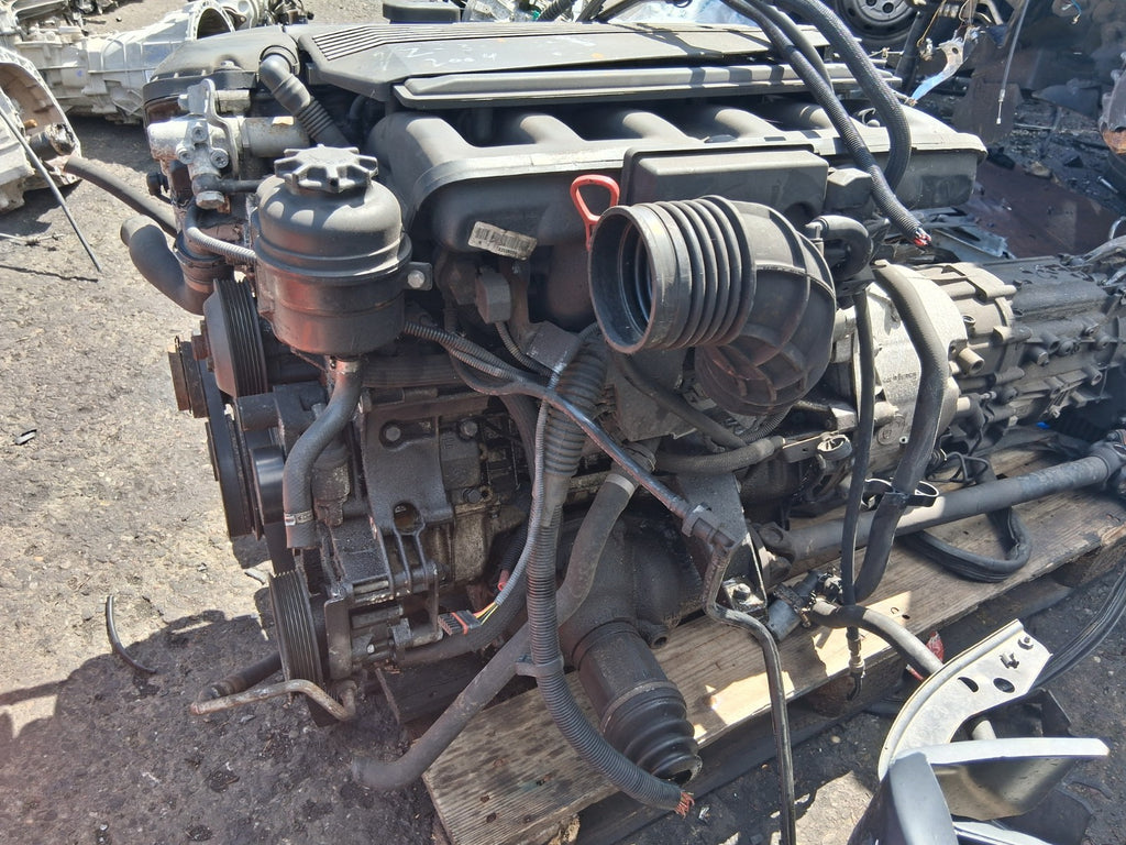 2004 BMW X3 E83 2.5 PETROL COMPLETE ENGINE M54B25 256S5