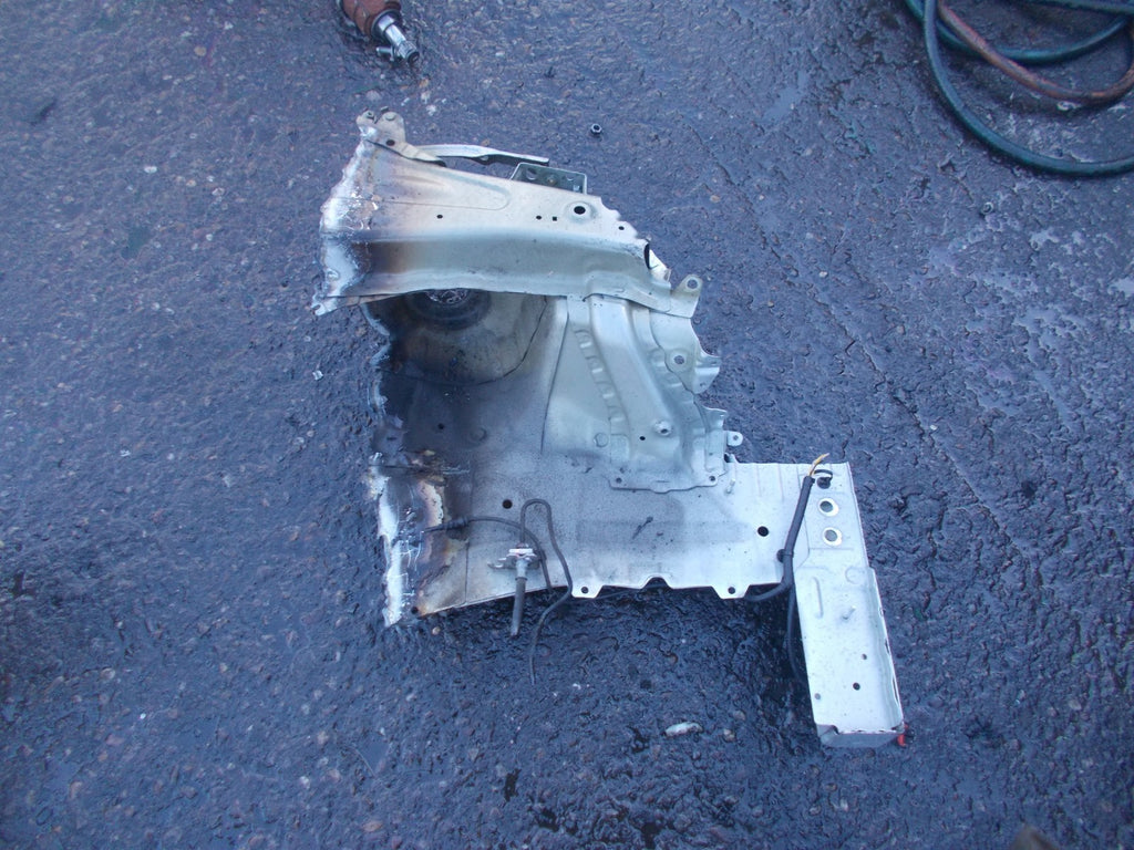 VAUXHALL VIVA OPEL KARL 2014-2019 OSF DRIVER SIDE FRONT FLITCH CHASSIS CORNER