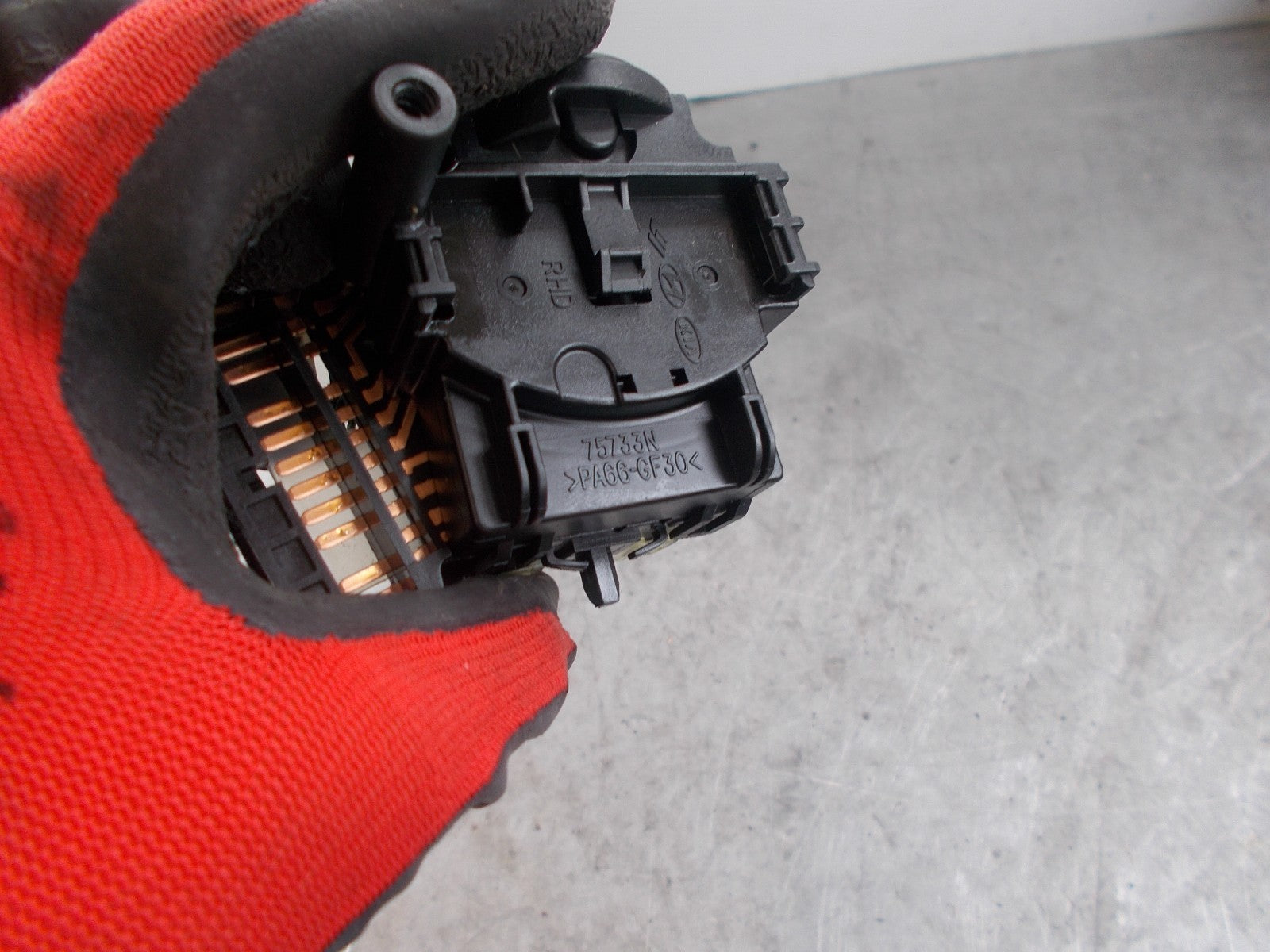 KIA PICANTO WINDSCREEN WIPER WASHER COLUMN STALK SWITCHES 75733N