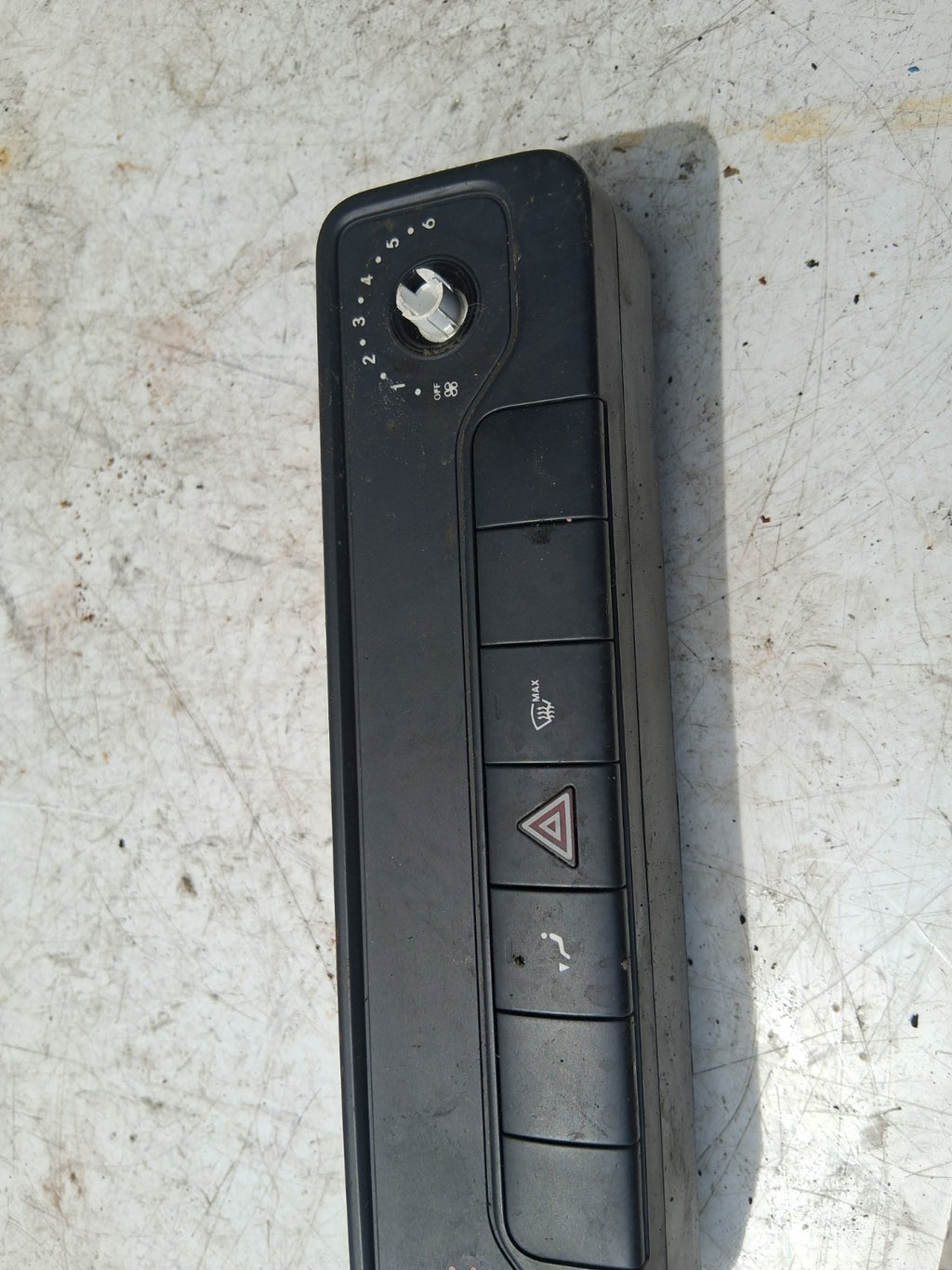 MERCEDES BENZ SPRINTER W907 2018 HEATER AC CLIMATE CONTROL SWITCH A9079055405