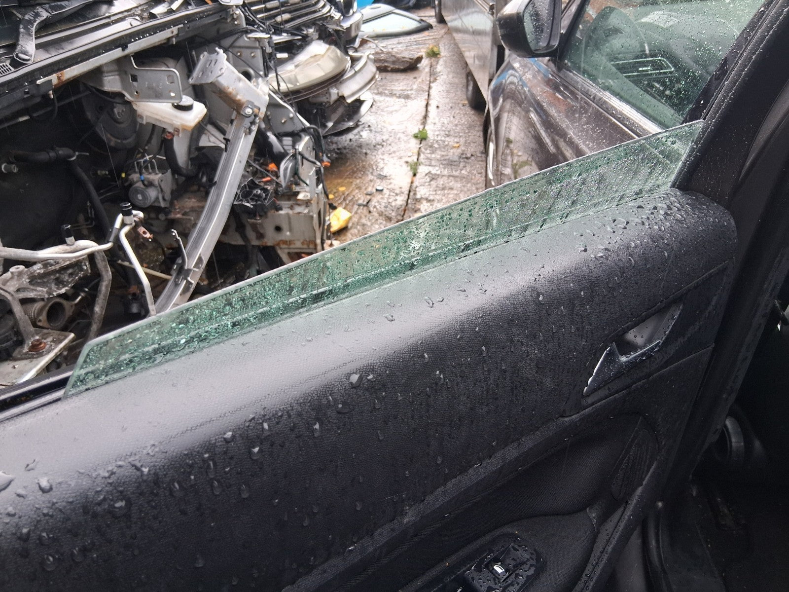 2015 PEUGEOT 308 MK2 ESTATE NSR PASSENGER SIDE REAR LEFT WINDOW GLASS