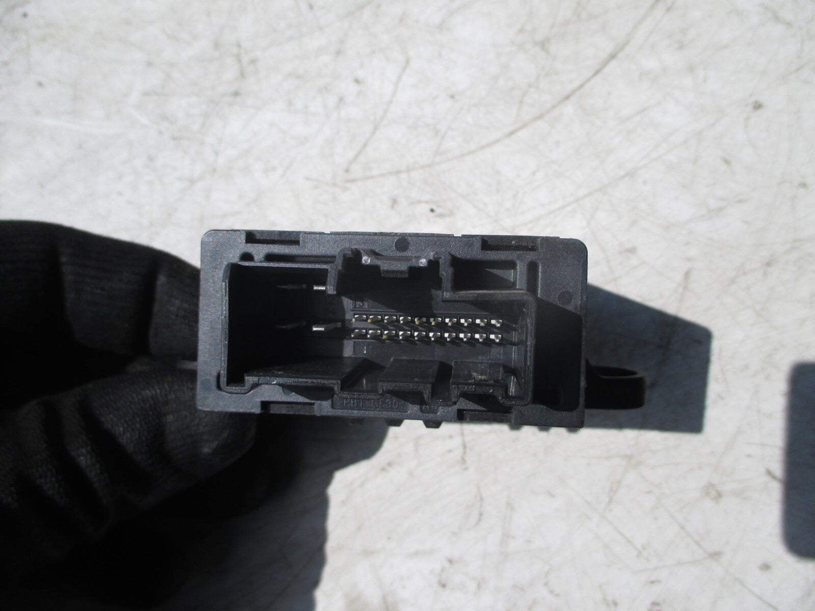 FORD MONDEO MK5 2016 NSR PASSENGER SIDE REAR DOOR CONTROL MODULE DG9T14B534BE