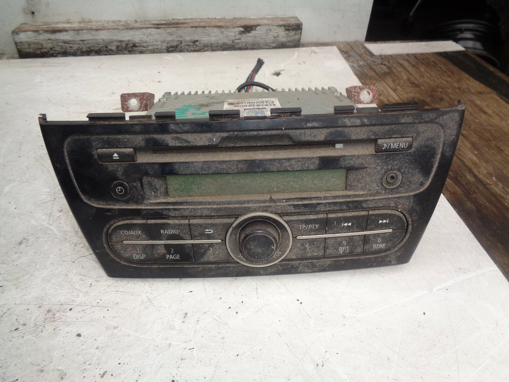 MITSUBISHI MIRAGE 2 MK6 2015 RADIO STEREO CD PLAYER HEAD UNIT 8701A358