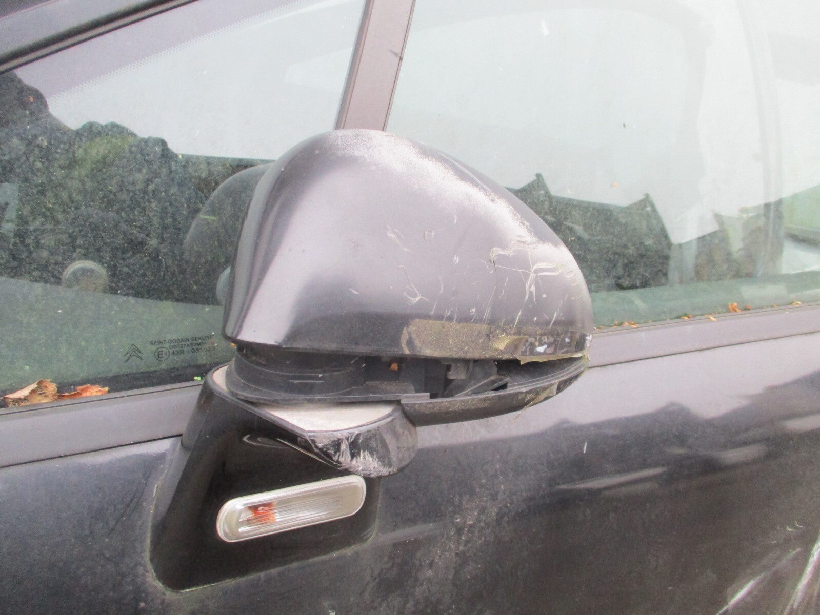 CITROEN C4 MK1 2007 NSF PASSENGER SIDE FRONT DOOR BLACK SCRATCHES