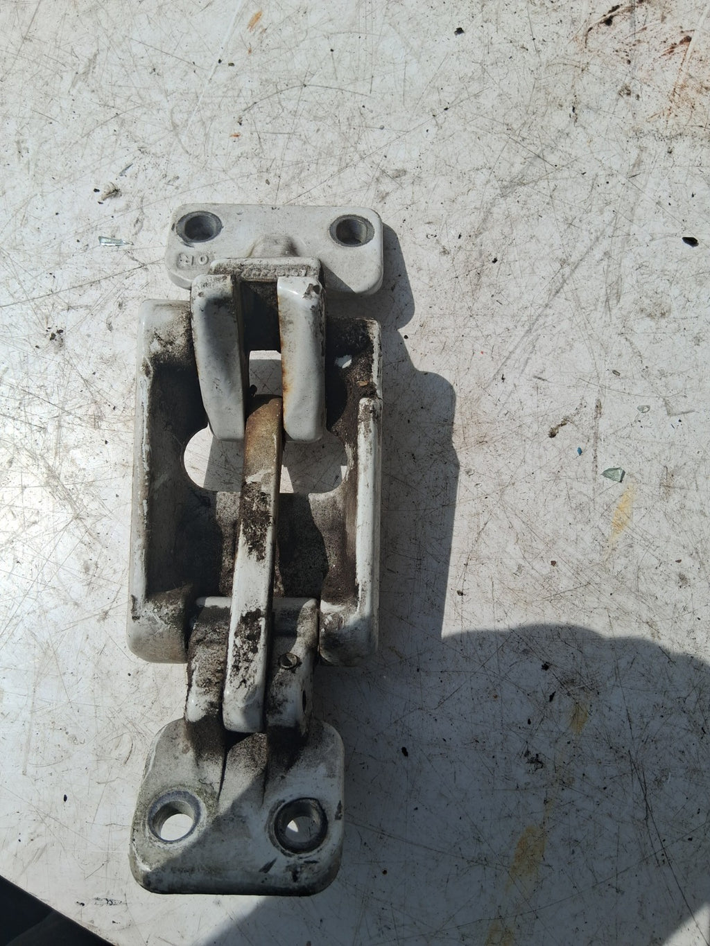 2020 MERCEDES BENZ SPRINTER W907 REAR UPPER RIGHT DRIVER DOOR HINGE A9107406400