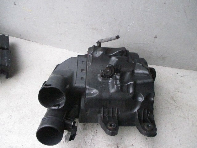 2019 CITROEN C4 CACTUS 1.5 DIESEL AIR FILTER BOX 9828002080