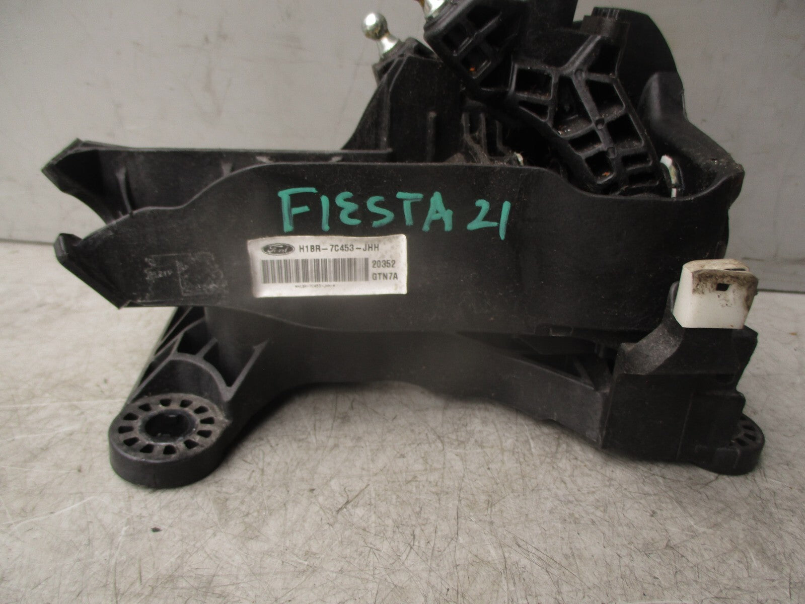2021 FORD FIESTA MK8 5 SPEED MANUAL GEARSTICK GEARSHIFTER H1BR7C453