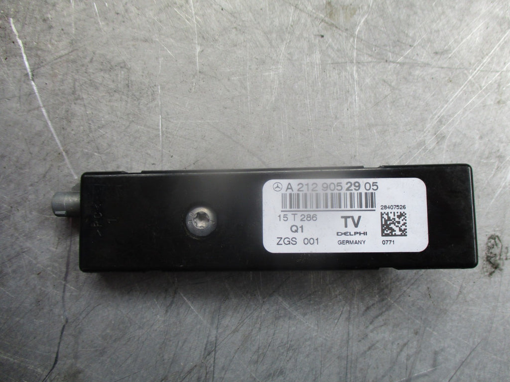 MERCEDES E CLASS W212 ANTENNA TV AERIAL AMPLIFIER MODULE A2129052905