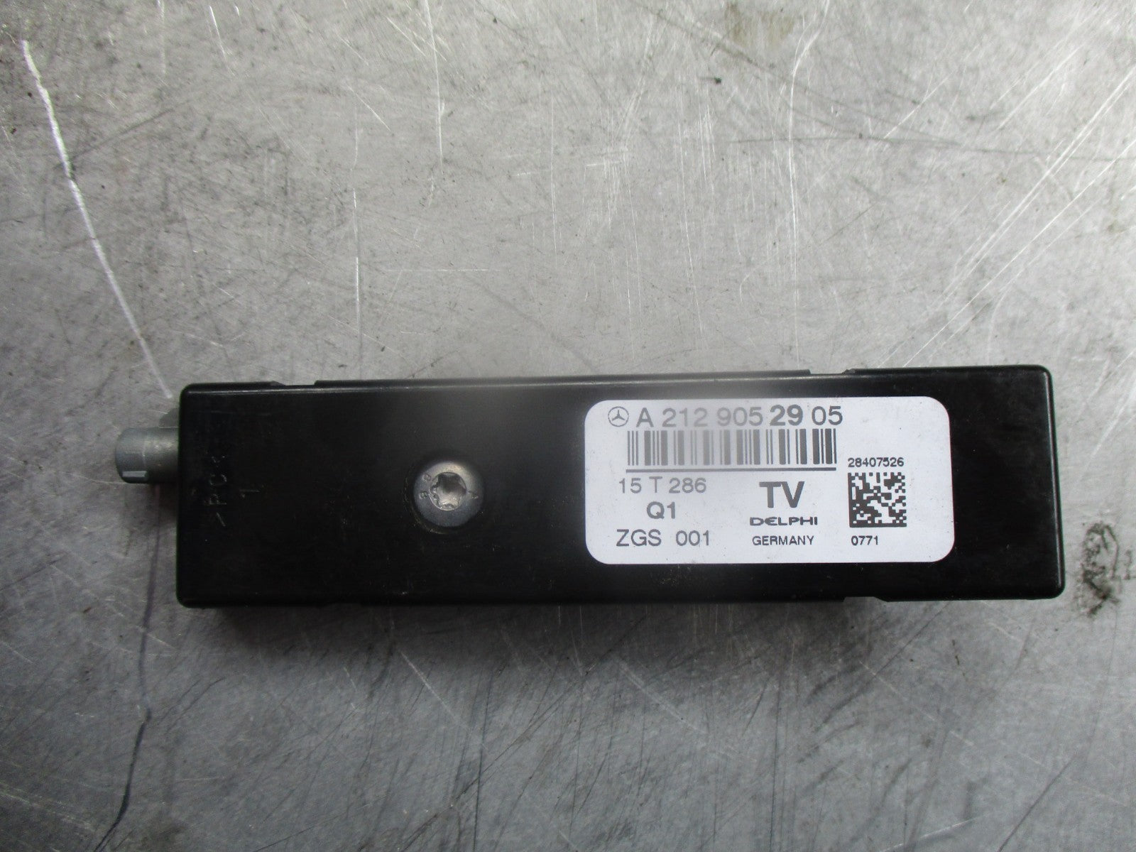 MERCEDES E CLASS W212 ANTENNA TV AERIAL AMPLIFIER MODULE A2129052905