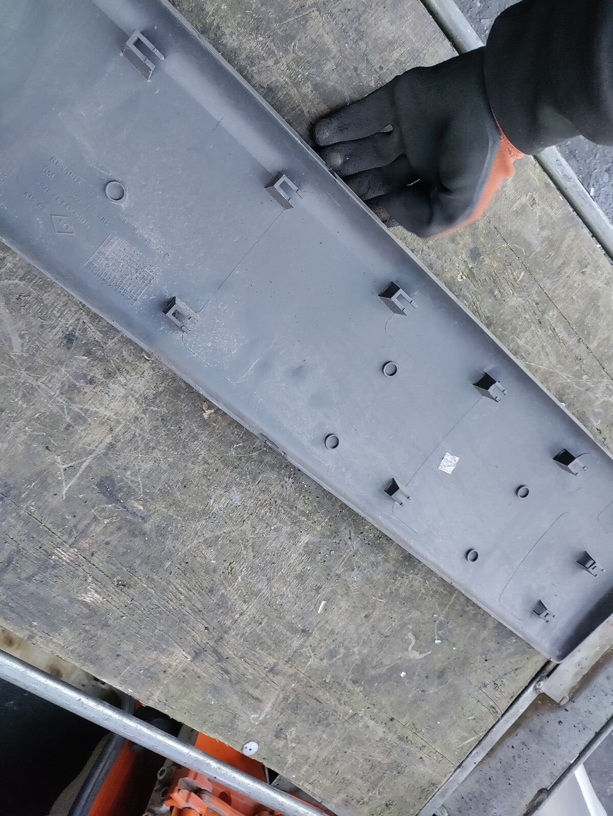 2012 VAUXHALL VIVARO MK1 OS DRIVER SIDE MOULDING 8200036089