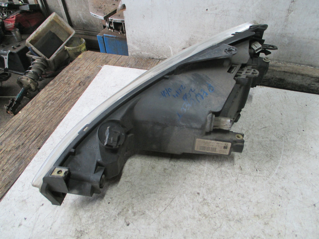 PEUGEOT 206 2004 OSF DRIVER SIDE FRONT HEADLIGHT HEADLAMP 9630869680
