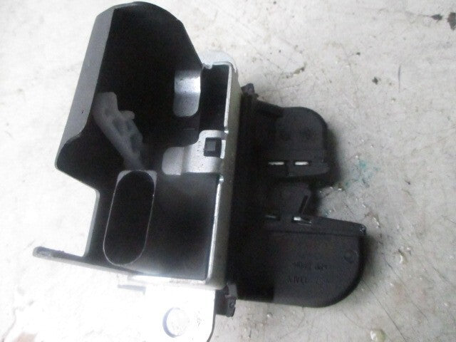 2019 VW GOLF FRONT DOOR LOCK MECHANISM A102523