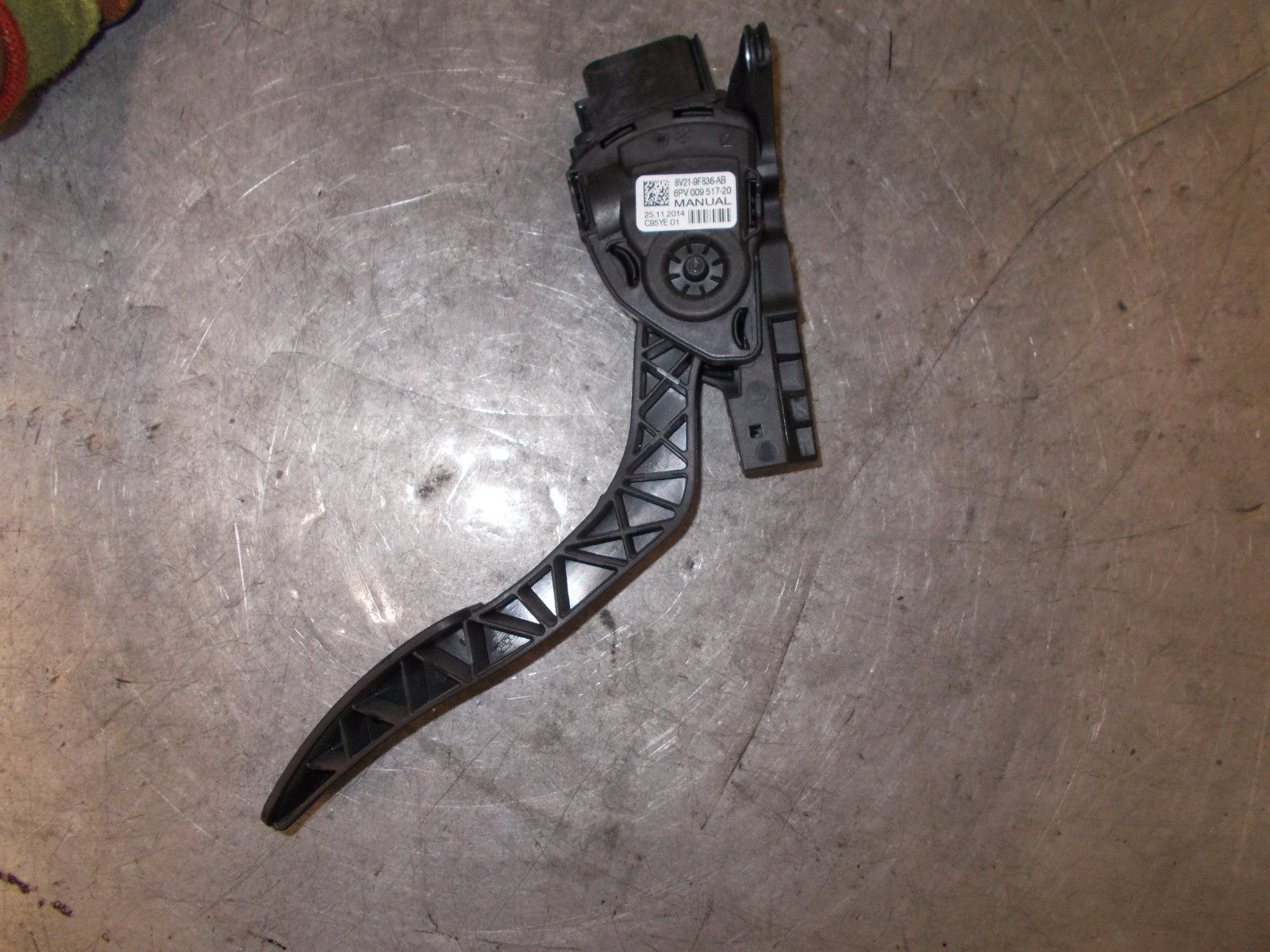 FORD FIESTA 2015 MK7.5 ELECTRIC ACCELERATOR THROTTLE PEDAL 8V619F836AB