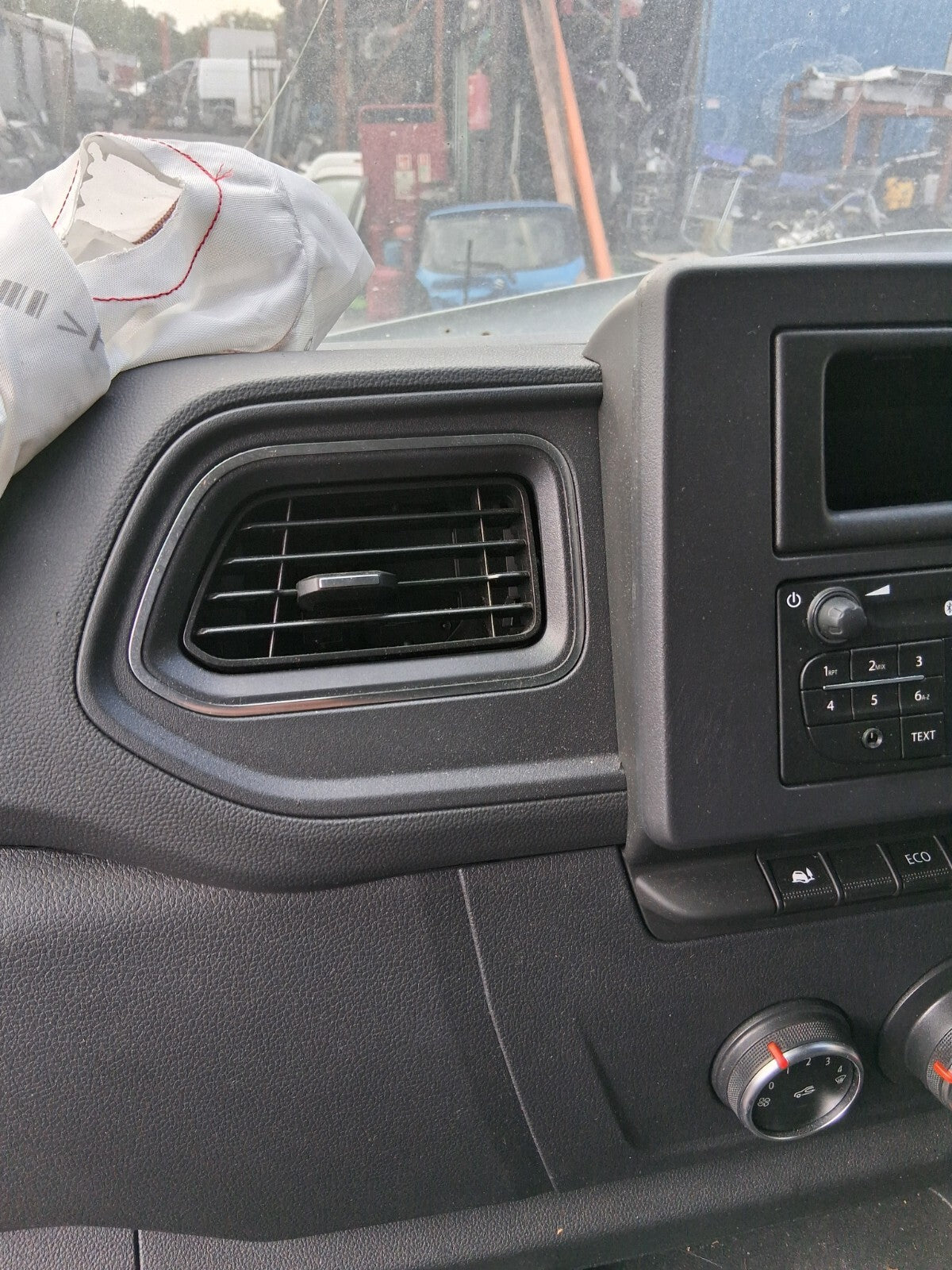 2024 NISSAN INTERSTAR MK2 MASTER MK3 NSF PASSENGER SIDE CENTER LEFT AIR VENT