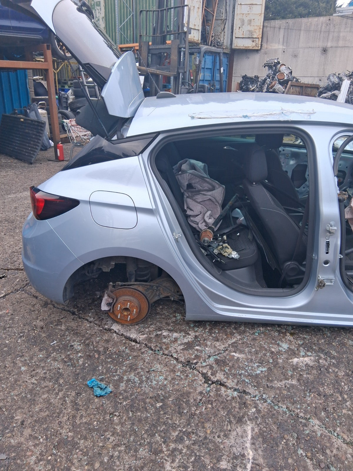 2019 VAUXHALL ASTRA K OSR DRIVER SIDE REAR RIGHT QUARTER PANEL SILVER Z189
