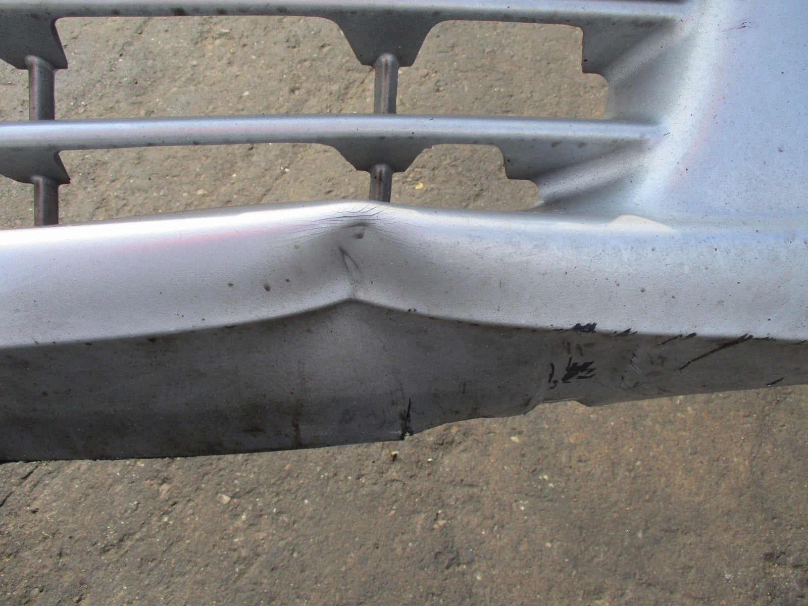 PEUGEOT PARTNER 2001 COMPLETE FRONT PLASTIC BUMPER SILVER