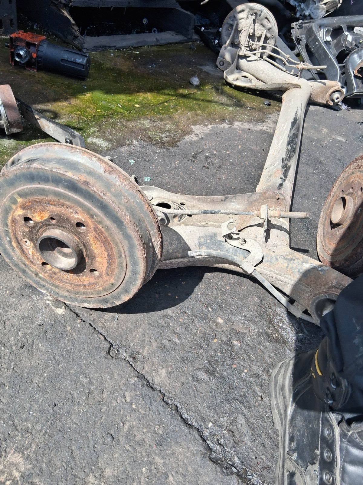 2016 PEUGEOT 108 1.0 PETROL REAR AXLE BEAM DISC TYPE