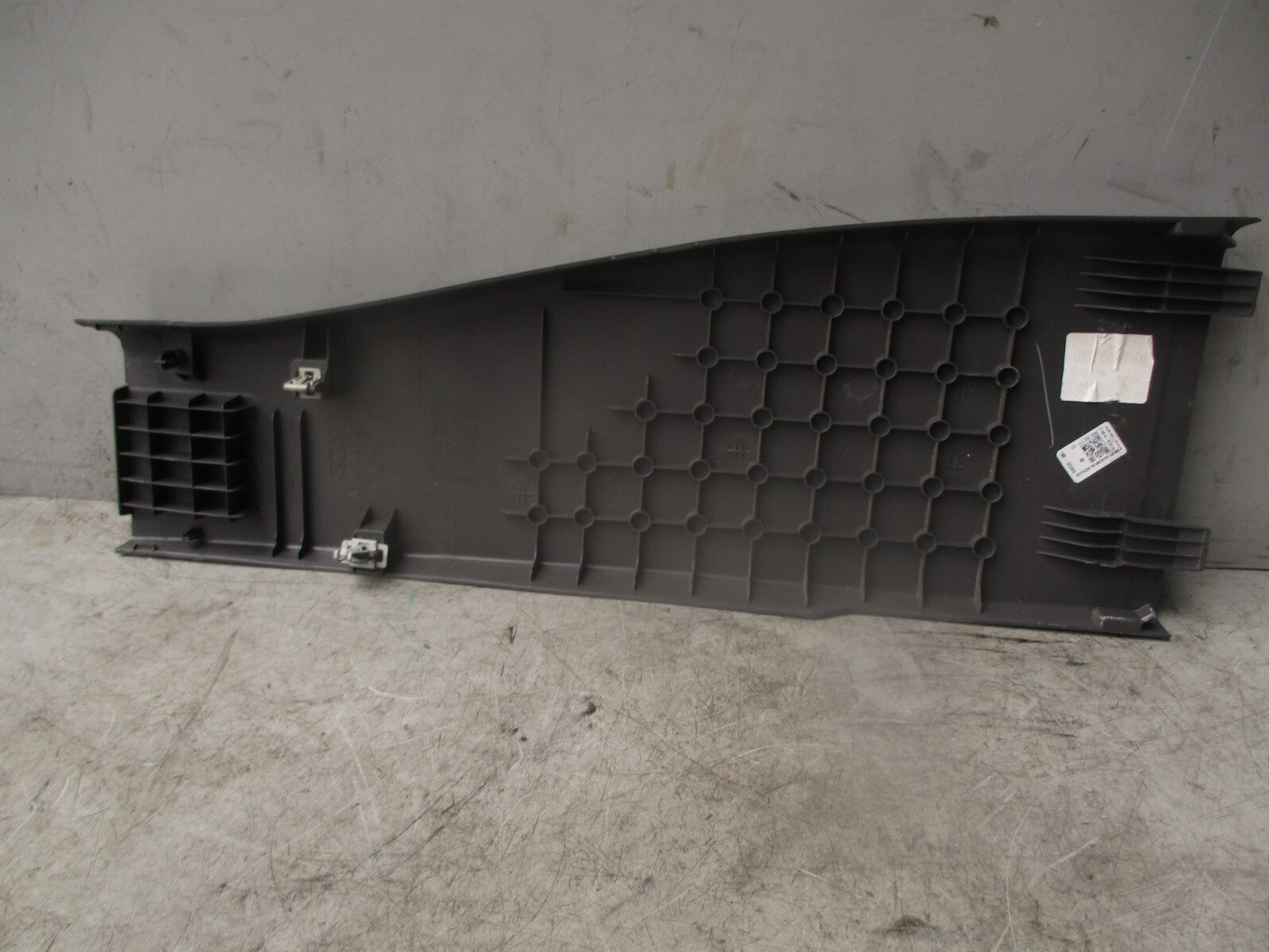 2021 FORD TRANSIT 350 MK8 OSF DRIVER FRONT B PILLAR LOWER TRIM BK31V243W06A