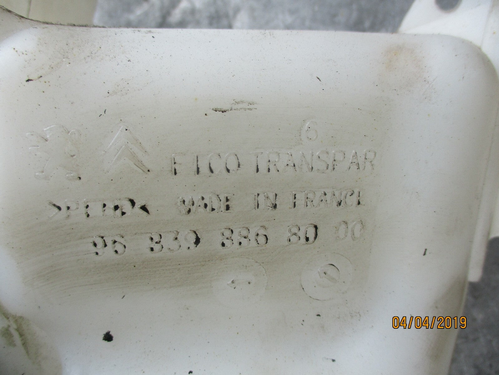 CITROEN DS3 WINDSCREEN WASHER BOTTLE LIQUID TANK 968398868000