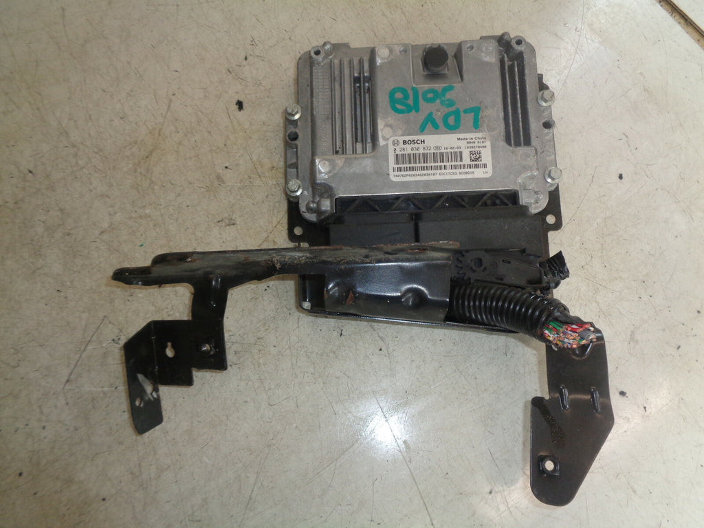 SAIC LDV MAXUS V80 2018 2.5 DIESEL ECU ENGINE CONTROL MODULE UNIT 0281030832