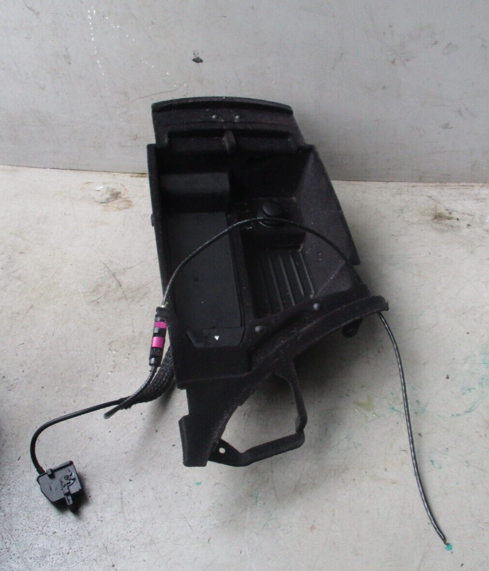 2011 BMW 5 SERIES MIDDLE CENTRE ARM REST ARMREST 51169206731-01 (ref s)