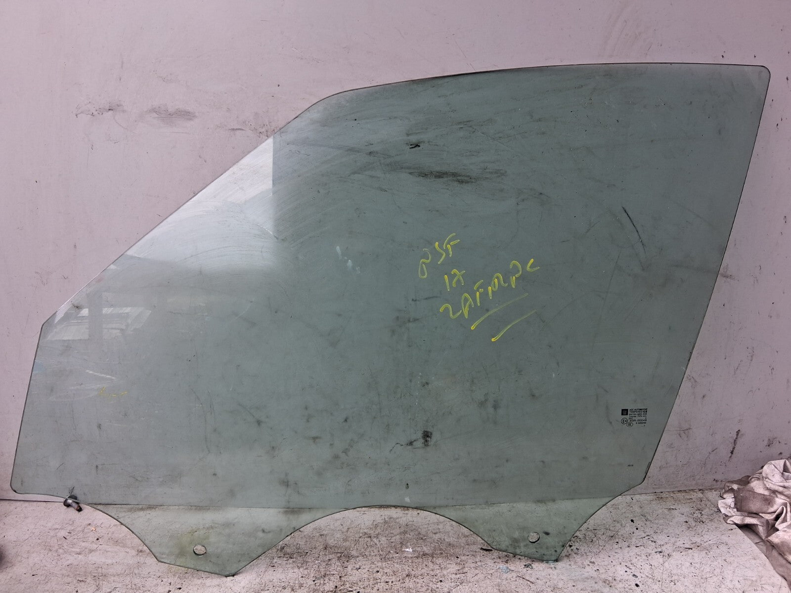 VAUXHALL ZAFIRA C MK3 2017 NSF PASSENGER SIDE FRONT LEFT WINDOW GLASS 43R00049