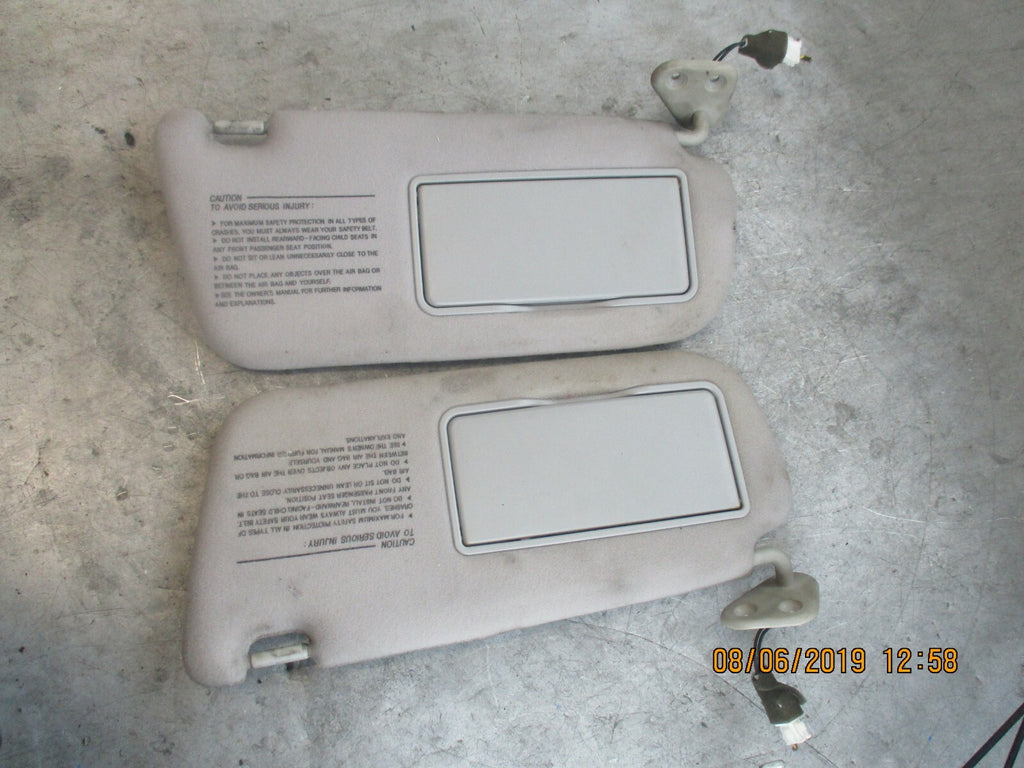 HYUNDAI SANTA FE MK1 NS OS PASSENGER DRIVER SIDE SUN VISORS
