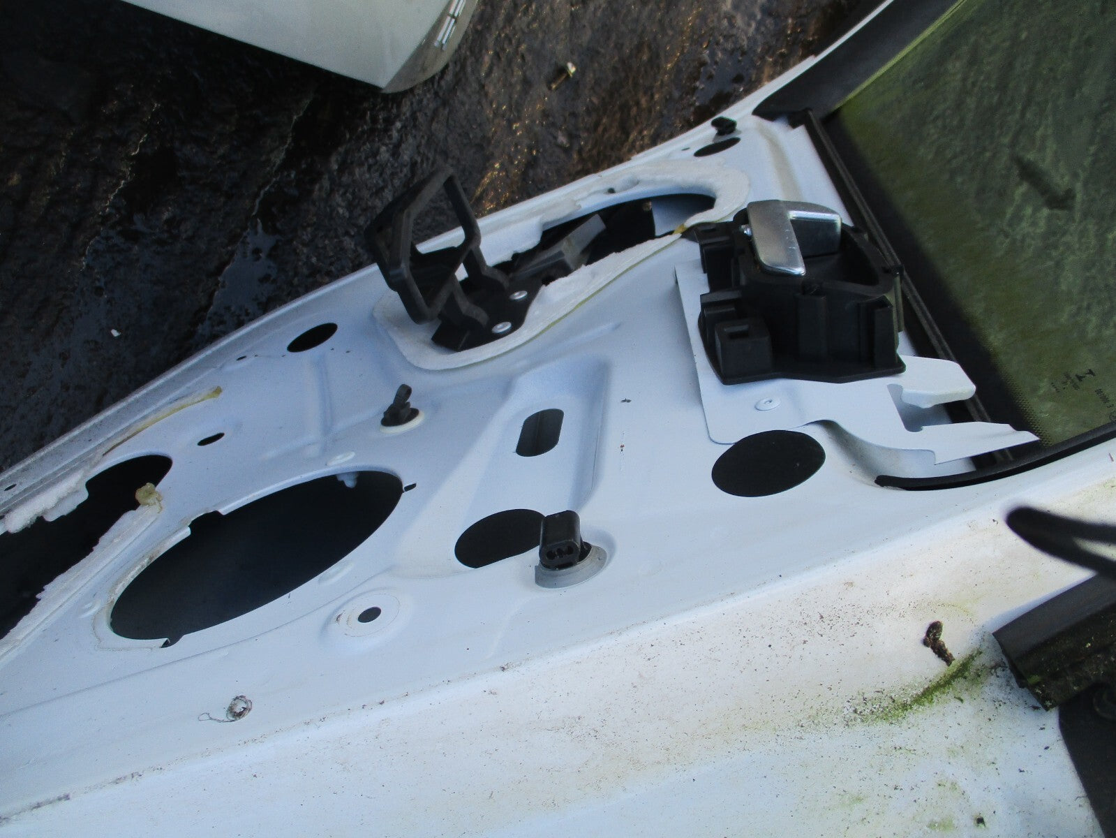 CITROEN DS4 2016 HATCHBACK NSR PASSENGER SIDE REAR COMPLETE DOOR WHITE EWP