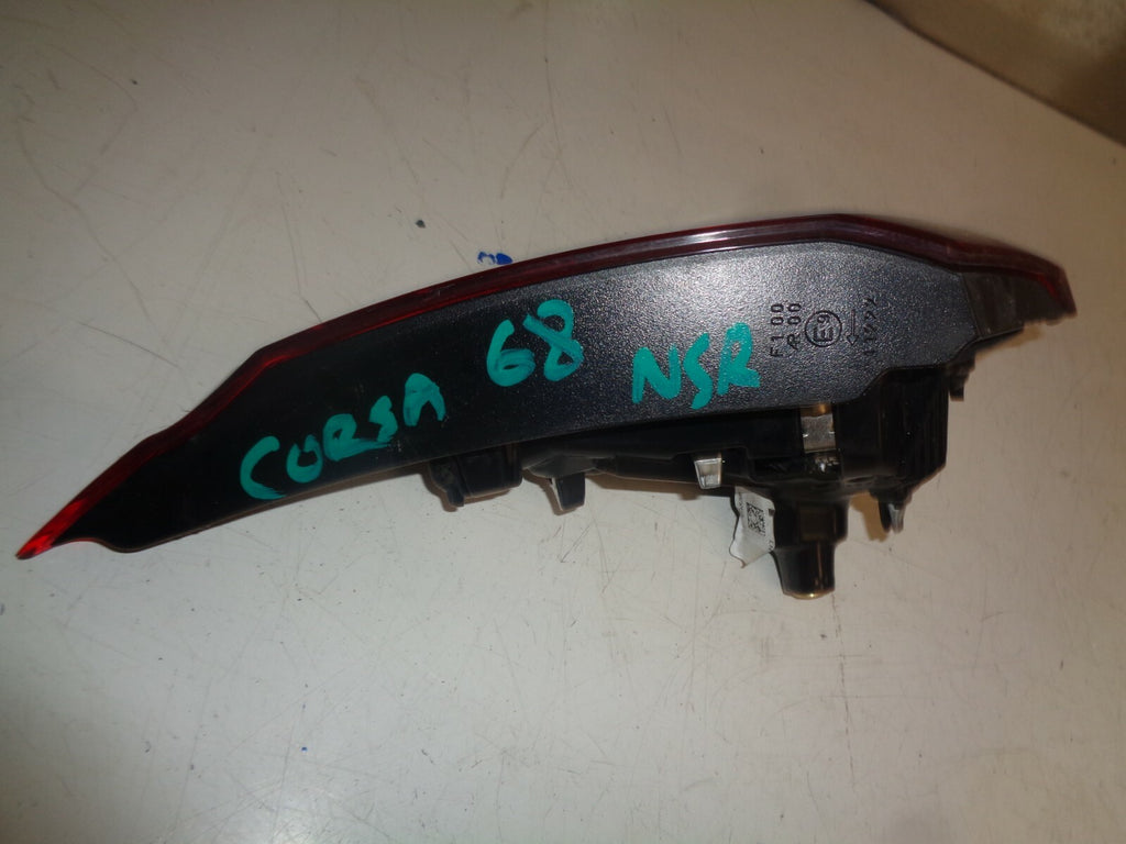 VAUXHALL CORSA E 2018 NSR PASSENGER SIDE REAR INNER TAILLIGHT 39012625