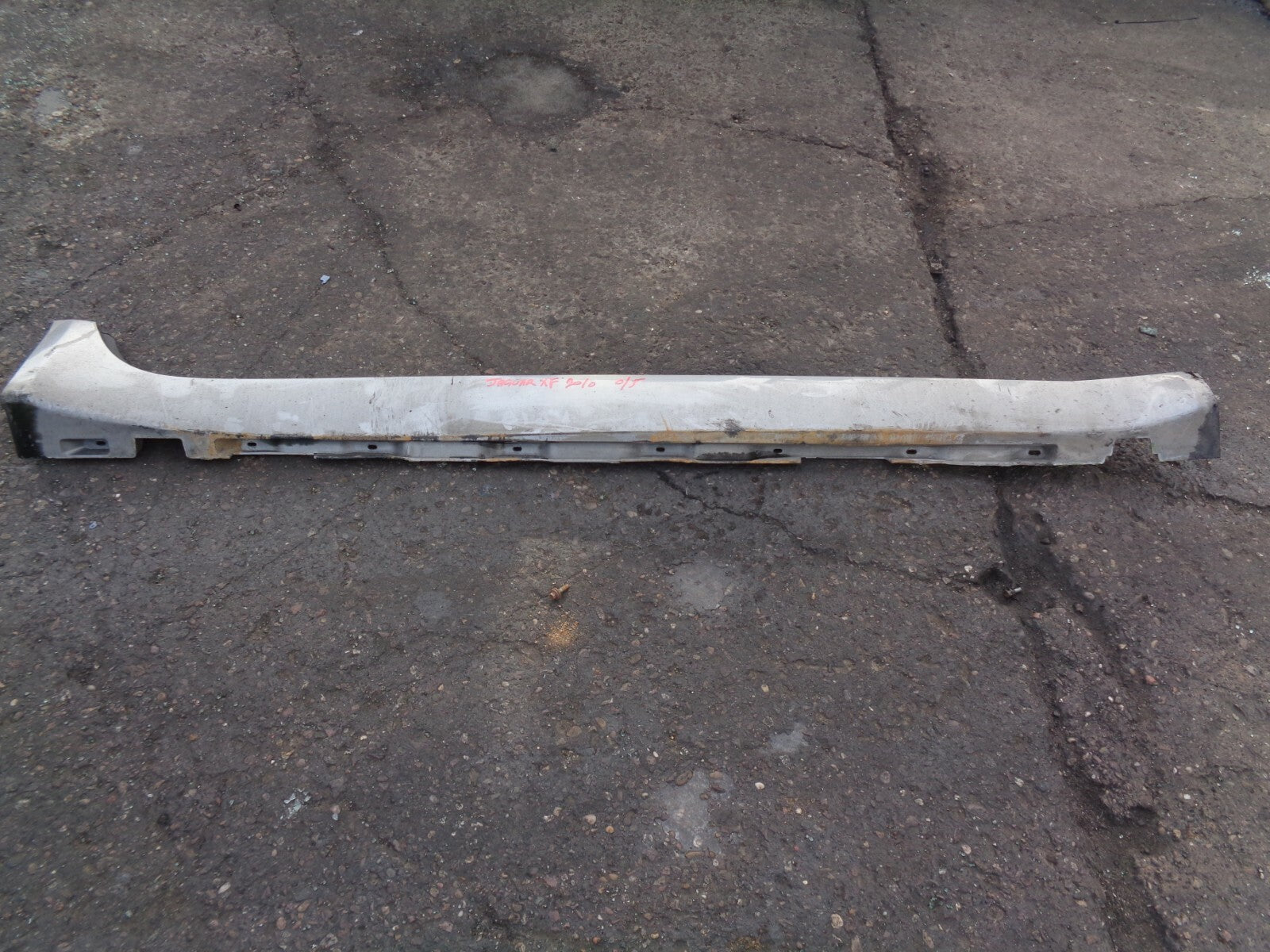 JAGUAR XF 2010 X250 3.0 DIESEL OS DRIVER SIDE SKIRT IN GREY