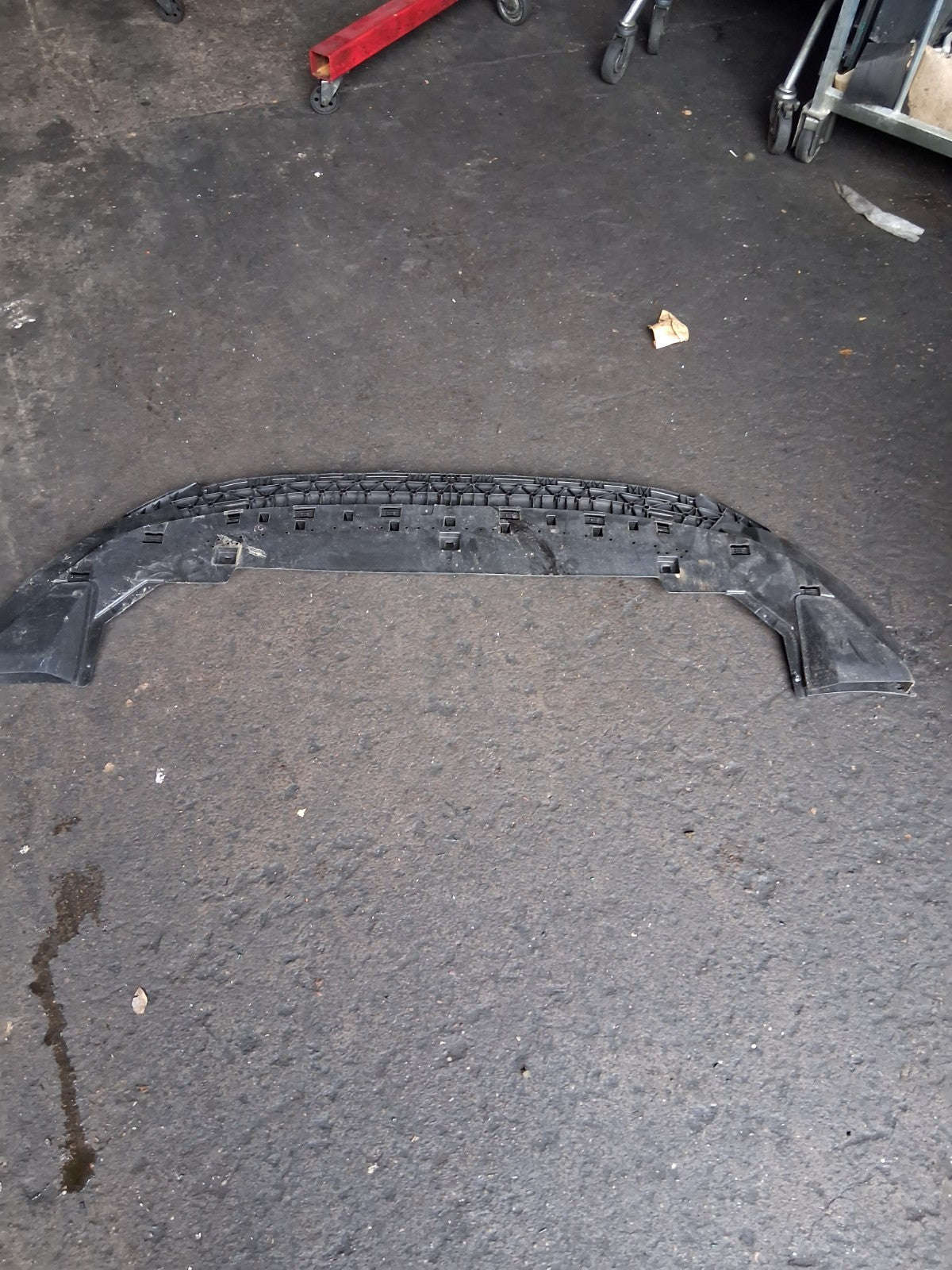 2025 AUDI A3 FRONT BUMPER UNDERTRAY COVER 8Y0807233C