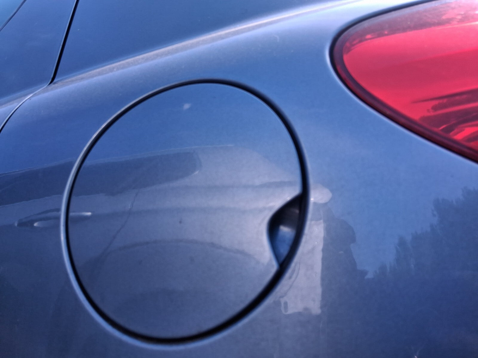 2009 PEUGEOT 207 PRE FACELIFT FUEL FILLER CAP FLAP LID GREY