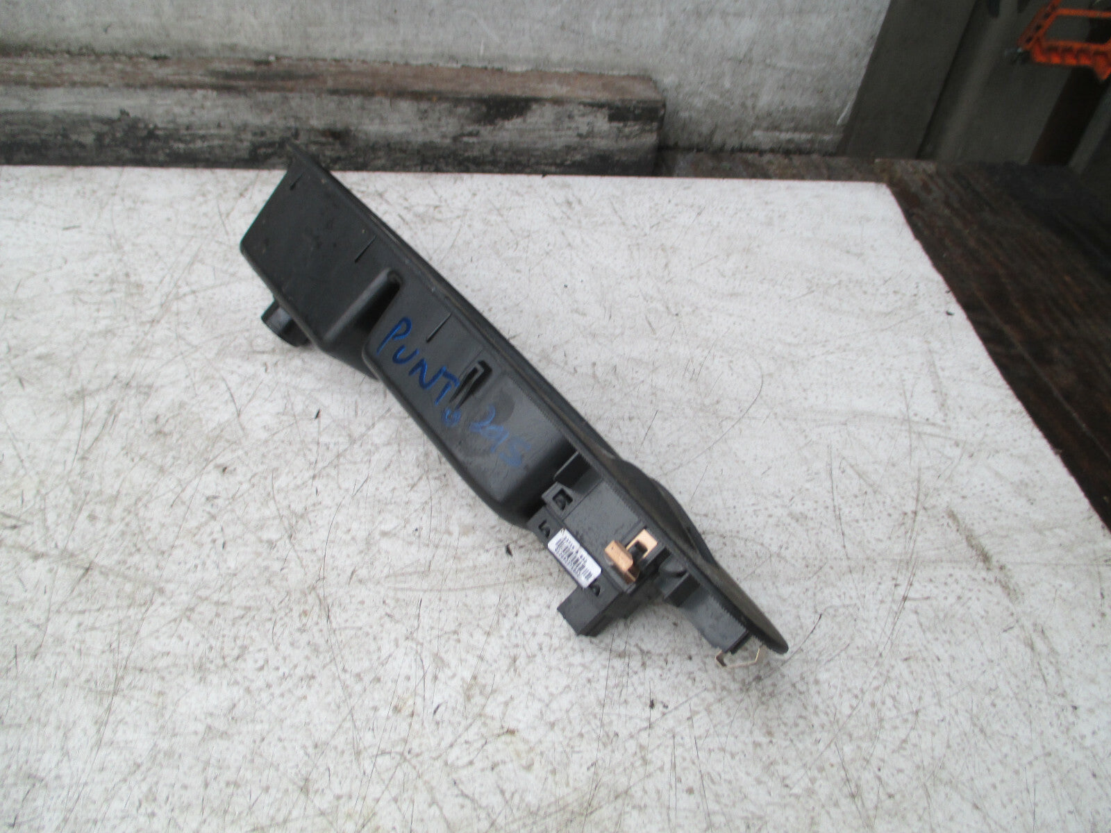 FIAT PUNTO 2015 EVO MK3 3 DOOR NSF PASSENGER DOOR WINDOW SWITCH