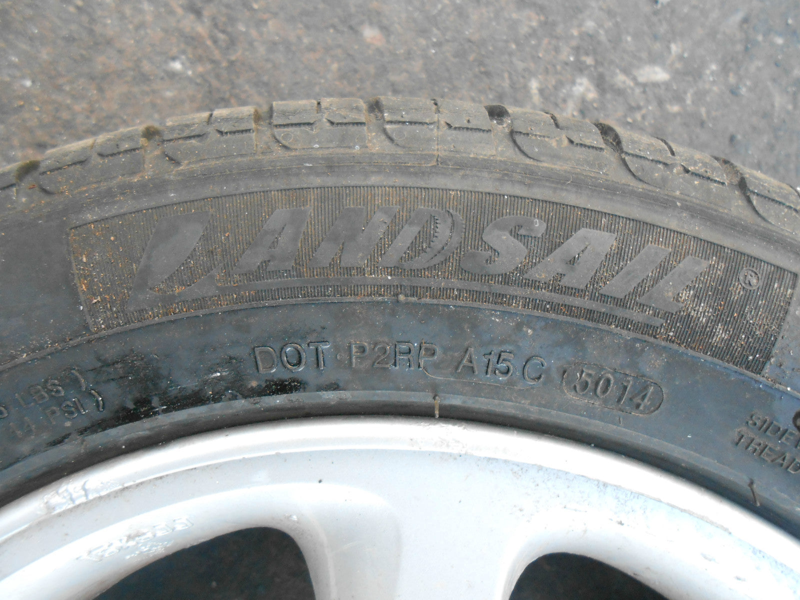 MAZDA PREMACY CP 2002 6 SPOKE 5 STUD ALUMINIUM ALLOY WHEEL 195/55 R15 REF002