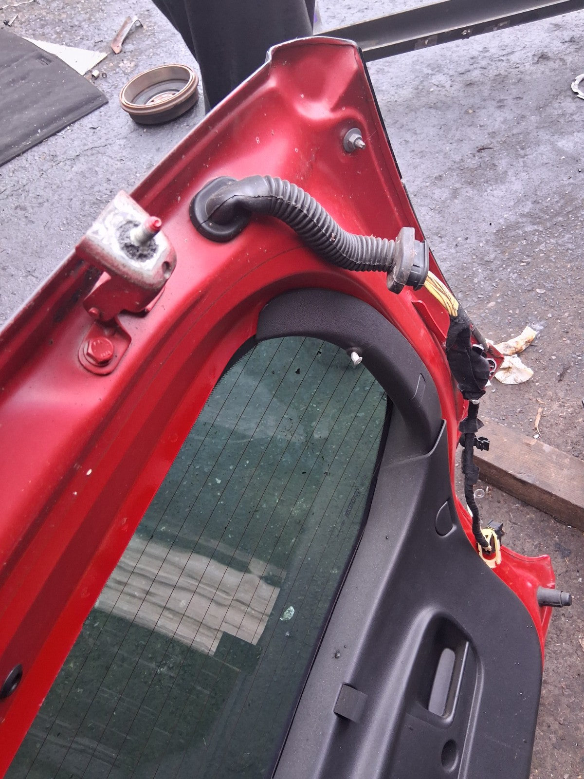 2012 CITROEN DS3 3 DOOR COMPLETE REAR TAILGATE BOOTLID KKN EXY ROUGE ADEN