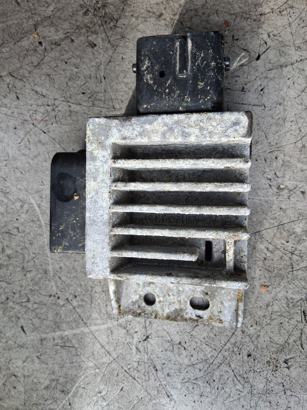 2023 RENAULT MASTER GLOW PLUG RELAY UNIT