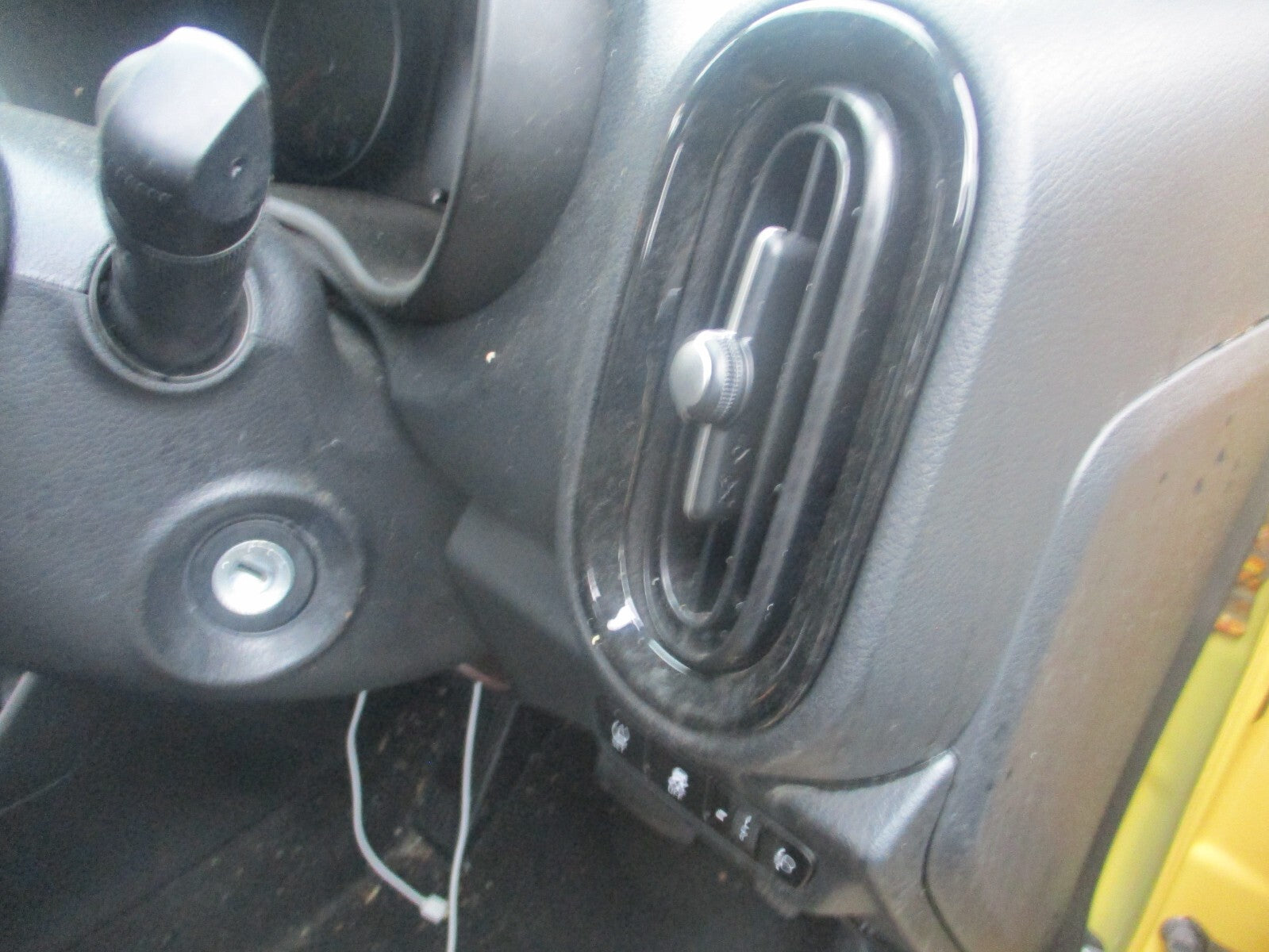 2023 KIA PICANTO MK3 JA OSF DRIVER SIDE FRONT DASHBOARD AIR VENT
