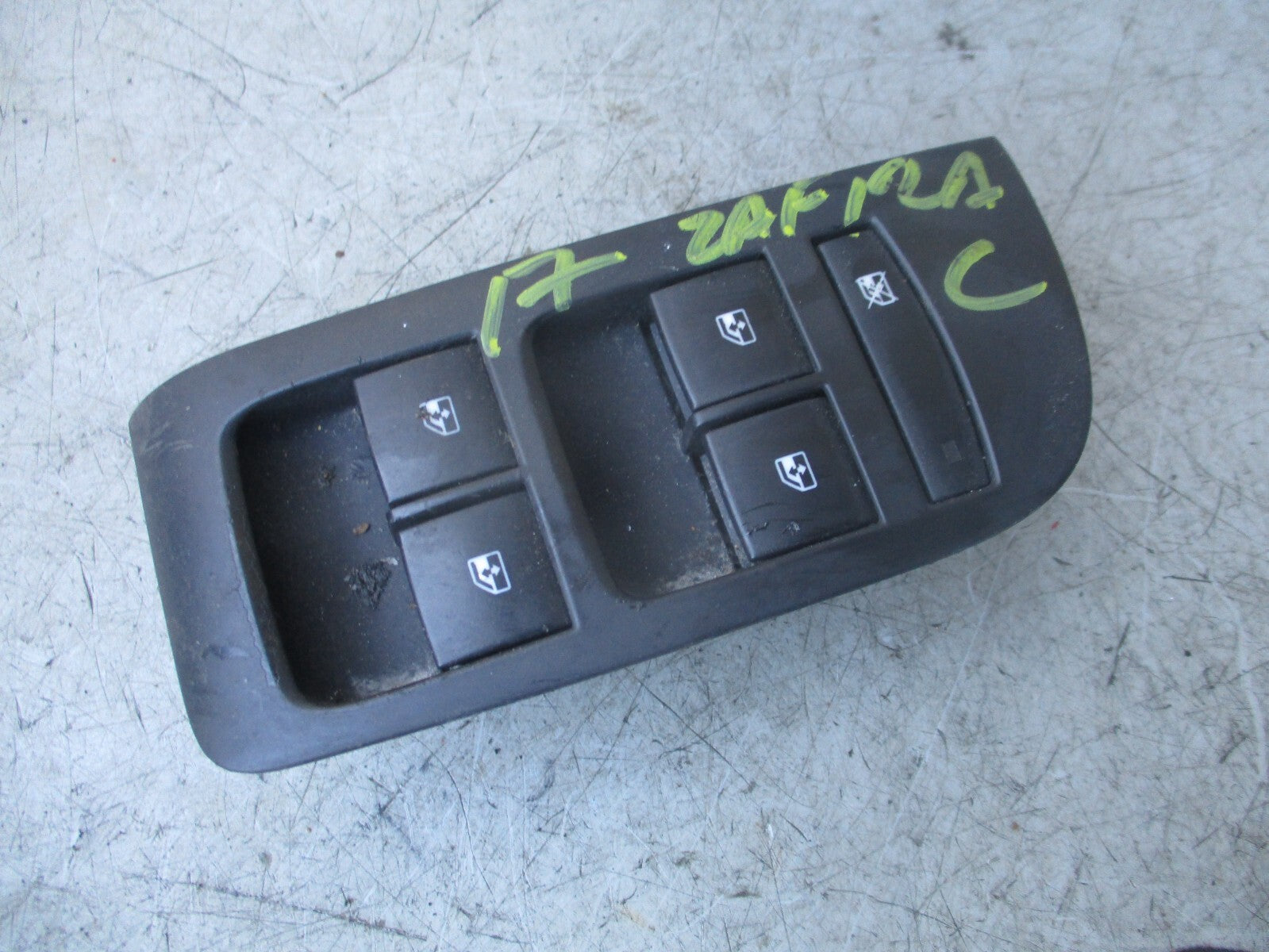 2016 VAUXHALL ZAFIRA C OSF DRIVER SIDE FRONT WINDOW CONTROL SWITCH 13408460