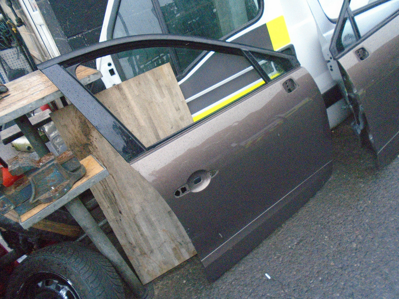 RENAULT SCENIC MK3 2012 OSF DRIVER SIDE FRONT BARE DOOR SHELL BRONZE