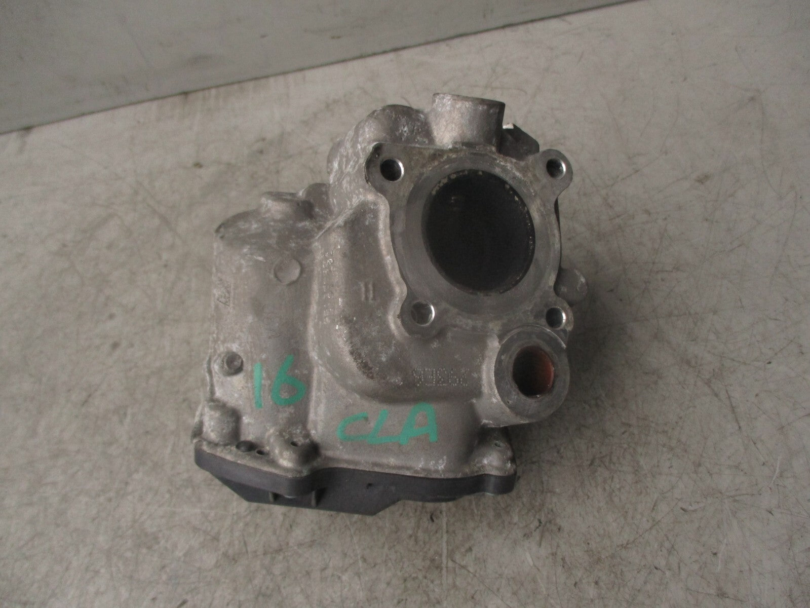 2016 MERCEDES BENZ CLA C117 2.1 DIESEL EGR VALVE A6511400660