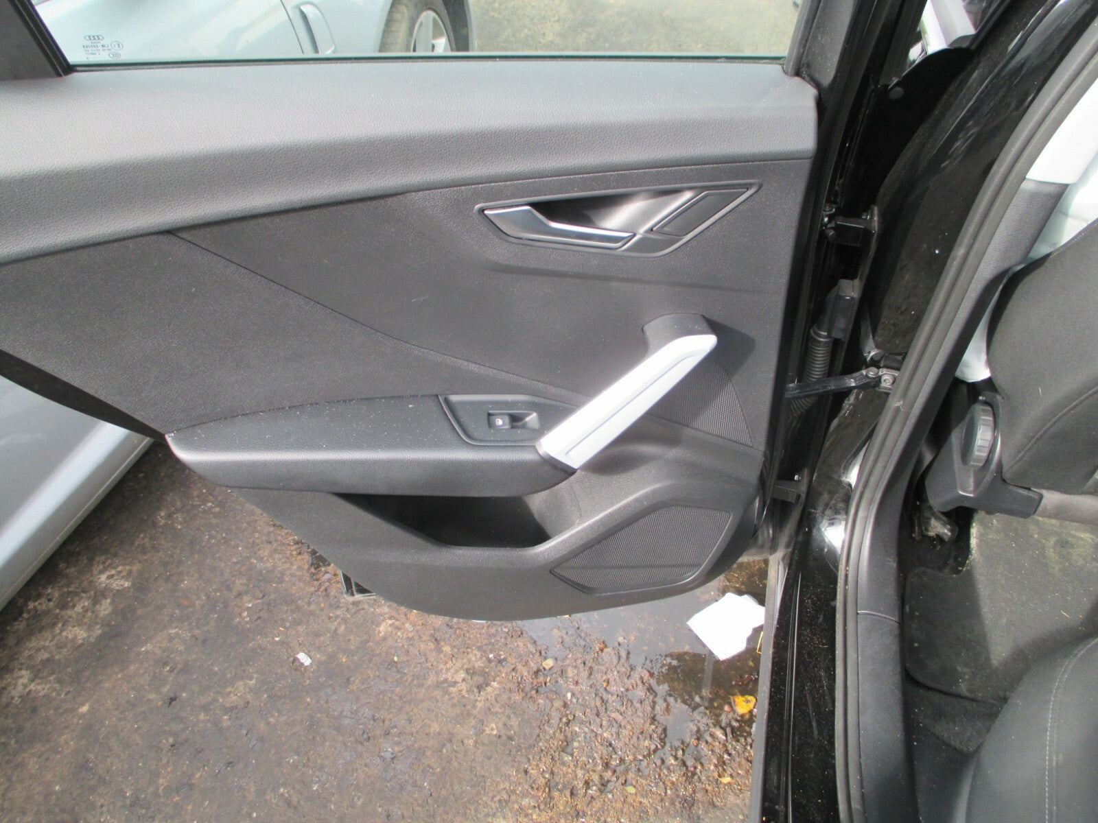 AUDI Q2 MK1 2020 NSR PASSENGER SIDE REAR PLASTIC DOOR CARD PANEL ONLY