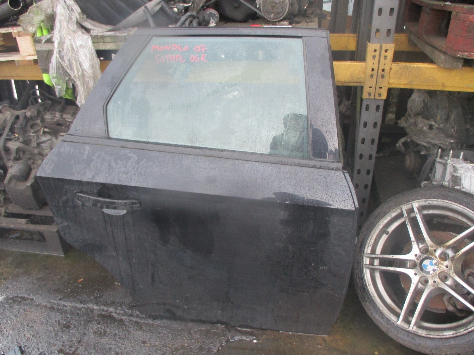 FORD MONDEO MK4 2007 ESTATE OSR DRIVER SIDE REAR COMPLETE DOOR BLACK