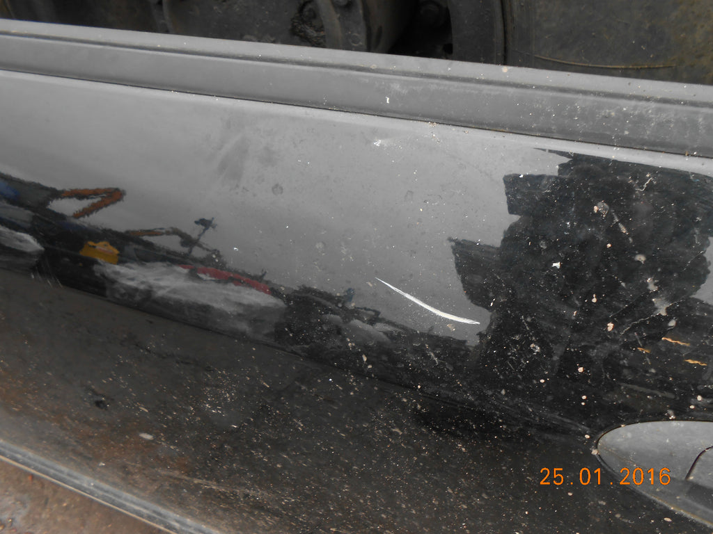 FIAT GRANDE PUNTO 2009 3 DOOR NS PASSENGER SIDE DOOR BLACK DAMAGED SIDE