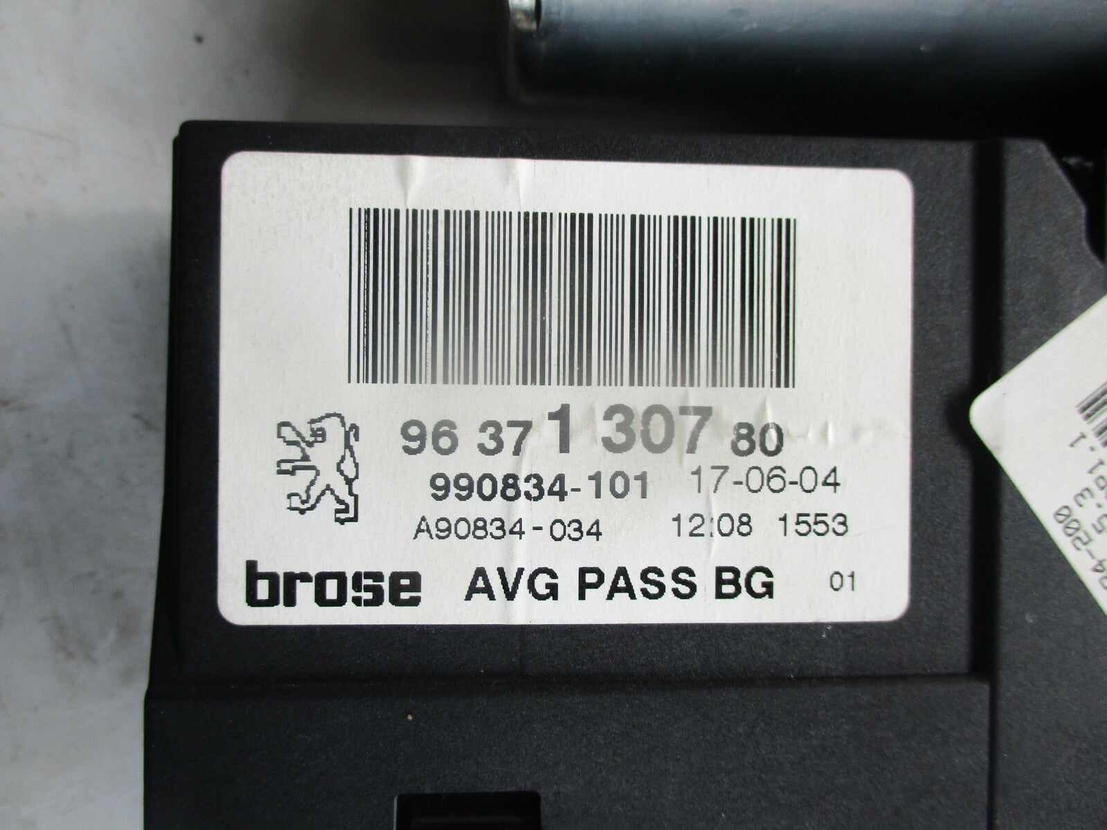 PEUGEOT 307 NS PASSENGER LEFT NEAR SIDE WINDOW MOTOR 9637130780