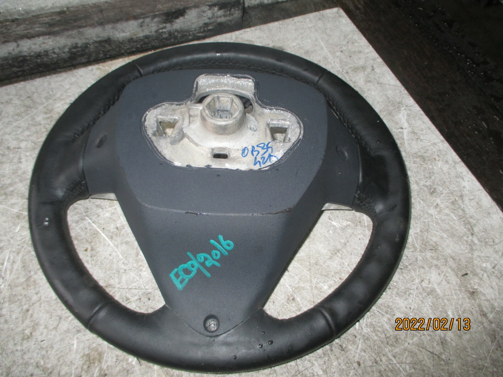 FORD ECOSPORT 2016 3 SPOKE MULTIFUNCTION LEATHER STEERING WHEEL CN113600FA3ZHE