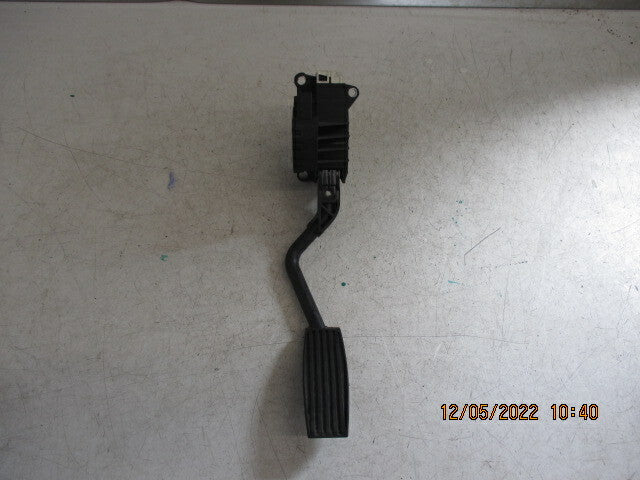 VAUXHALL CORSA D 2008 ACCELERATOR THROTTLE PEDAL 13305805